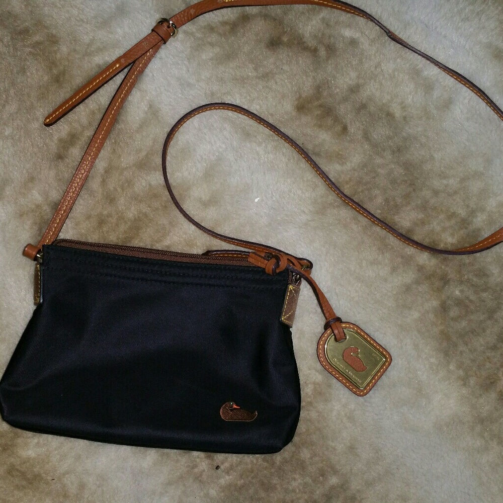Authentic Dooney & Bourke Crossbody