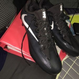 Nike untouchable vapor football cleats