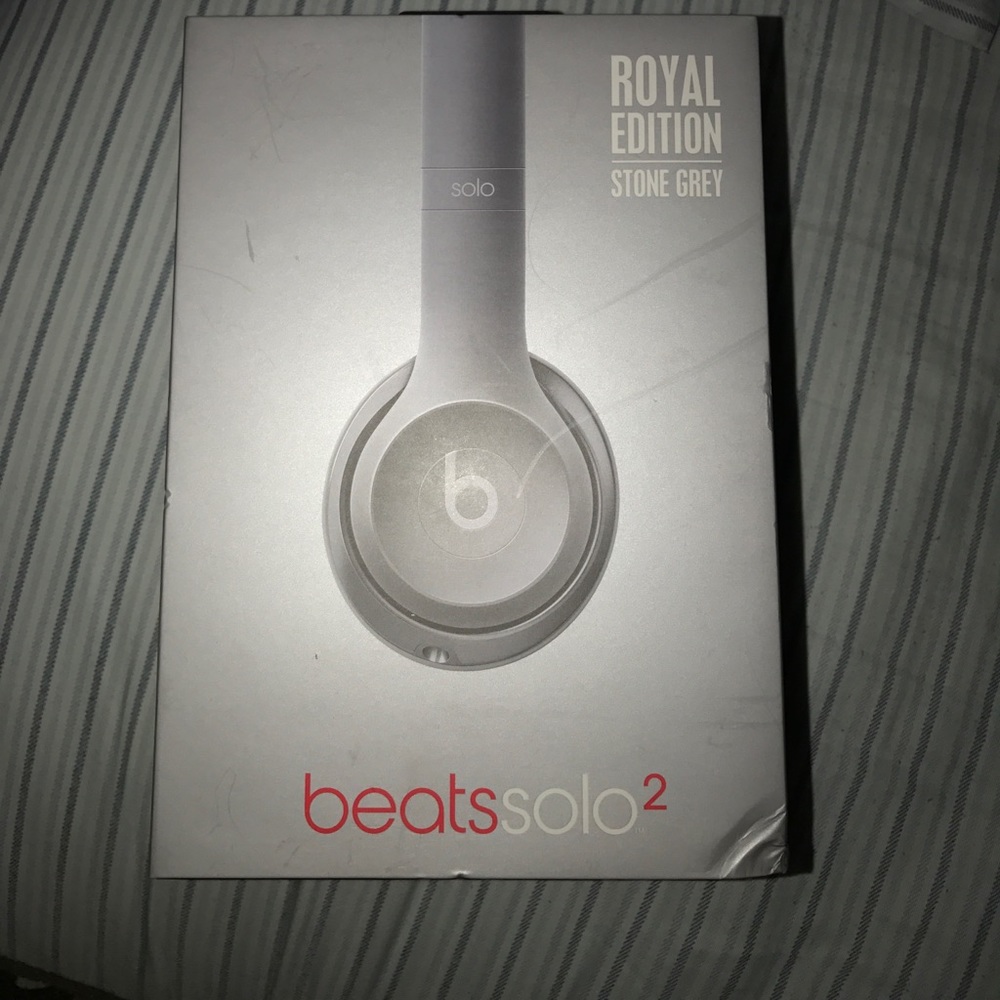 Beats solo 2