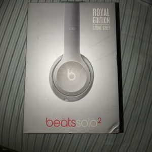 Beats solo 2