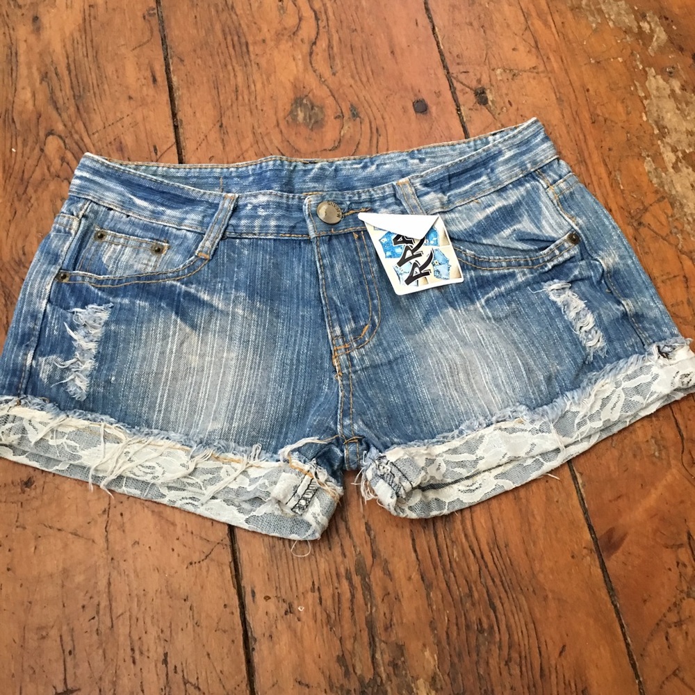 Tip Hai Jeans 😋💄👄