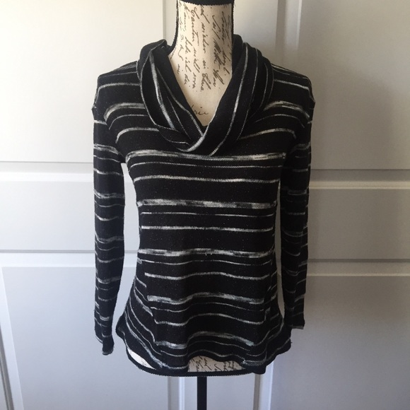 Apt 9 Women's Sweater Petite Small Black White - Picture 1 of 8