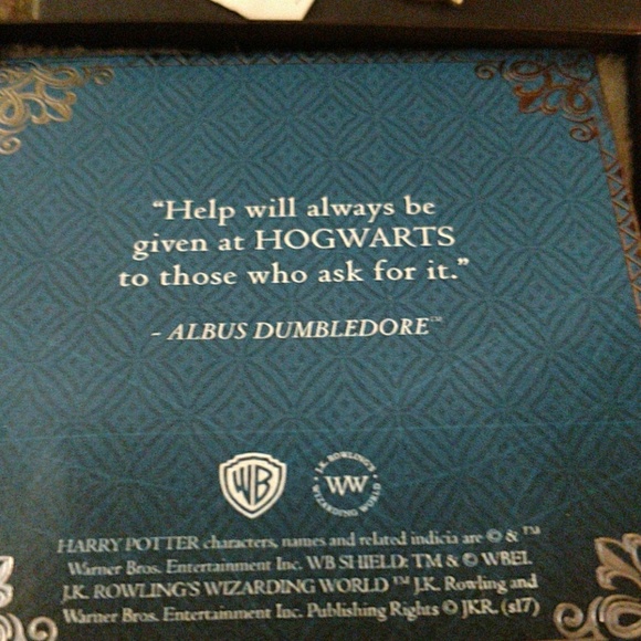 ⚡SALE TODAY ONLY⚡HARRY POTTER "HOGWARTS CREST" - Picture 4 of 4