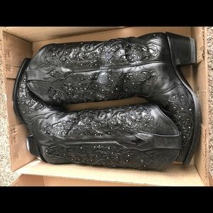 Corral Boots- great condition!
