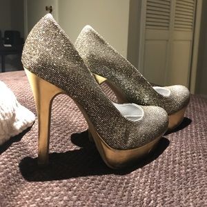 Gold Sparkle Jennifer Lopez heels