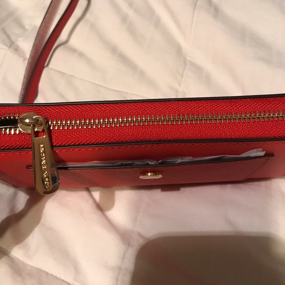 NWT Michael Kors Travel Continental Wristlet - Picture 7 of 8