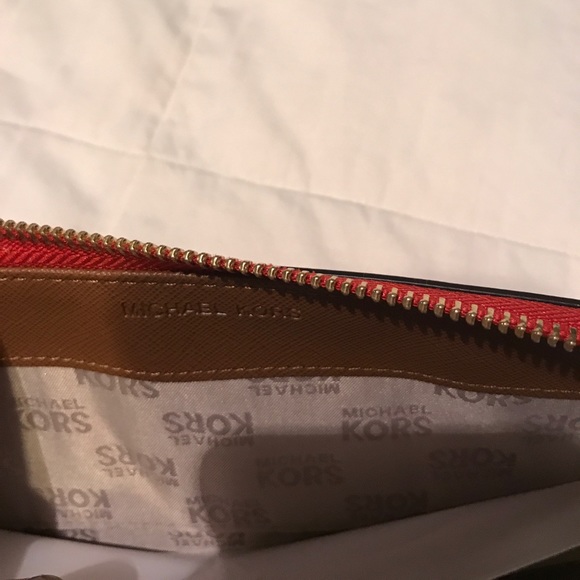 NWT Michael Kors Travel Continental Wristlet - Picture 5 of 8