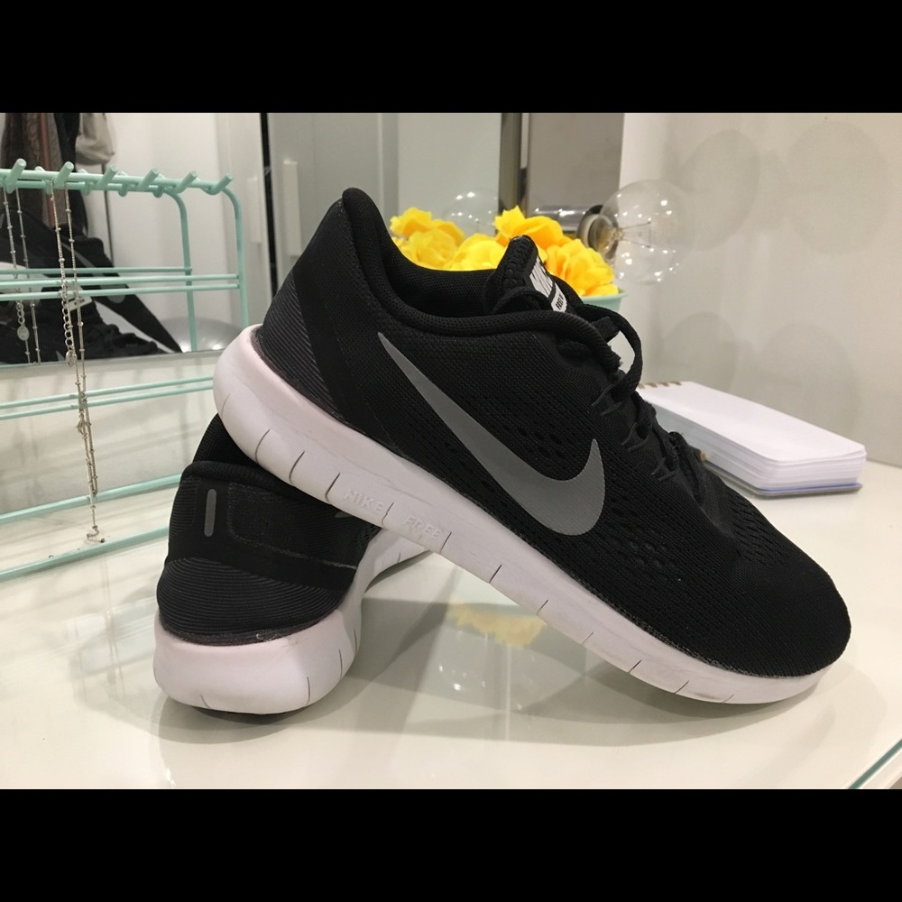 Nike FREE RN