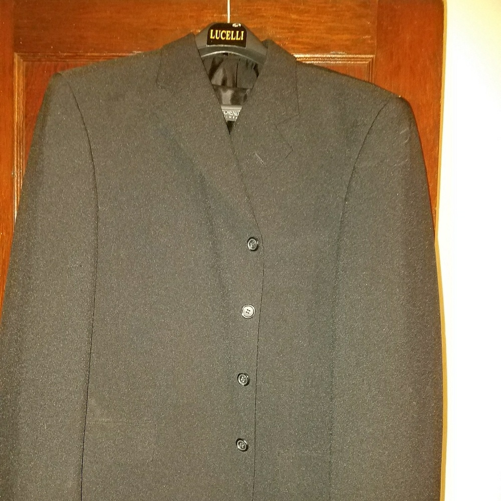 Man's Suit Coat and Vest w/tie