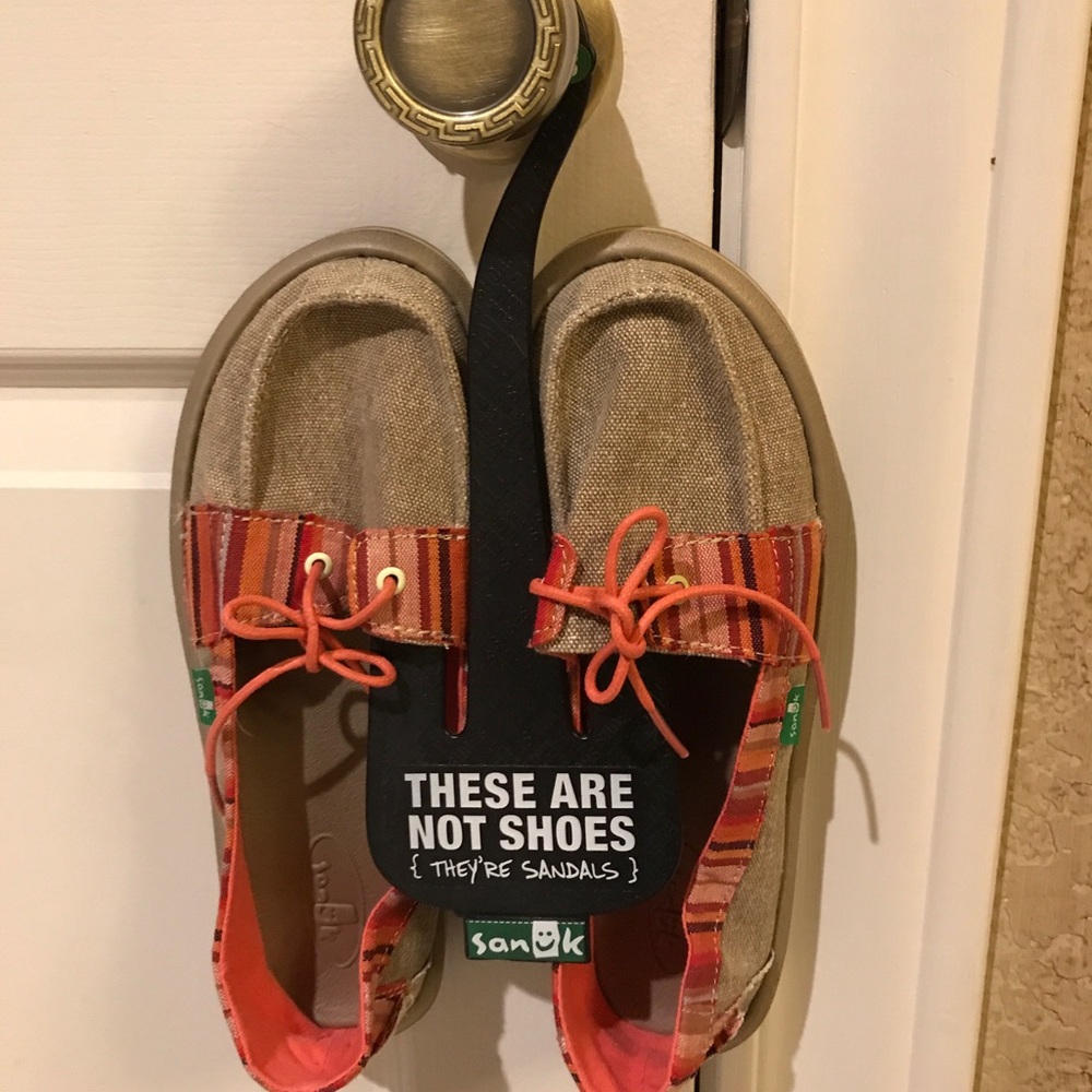 Sanuk neutrals shoes