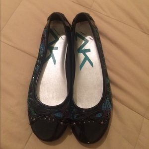 Anne Klein ballerinas. Perfect condition
