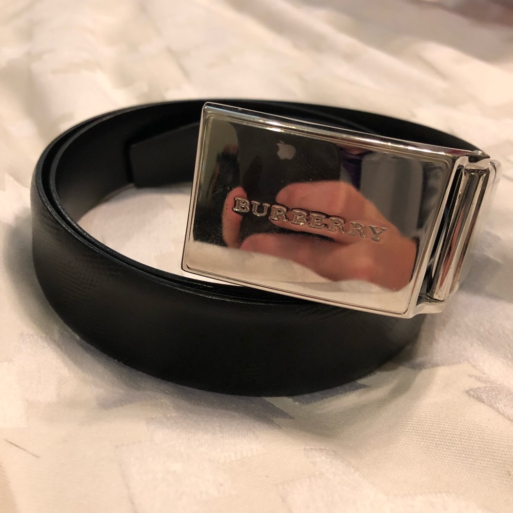 Men’s Burberry belt size 32