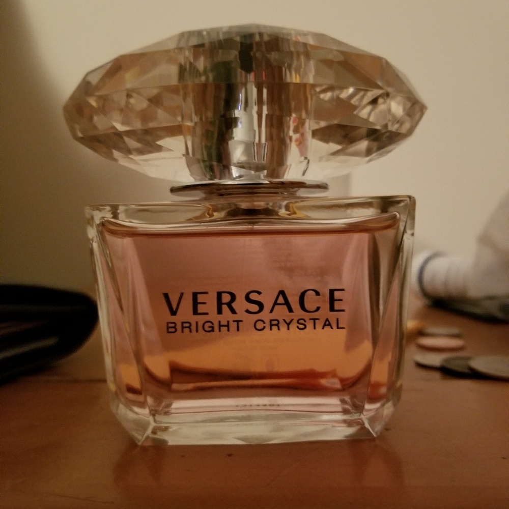Versace Bright Crystal perfume