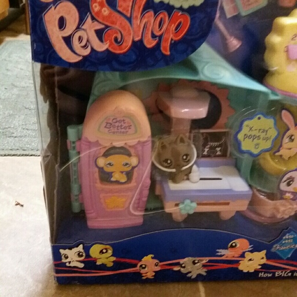 Littlest Pet Shop NIB - Whittany Biskit #4010 - Perfectly Polished - Rare Hasbro