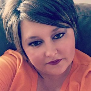 Meet your Posher, Adriane