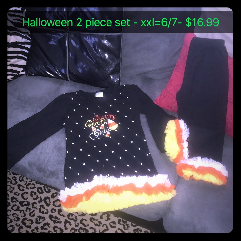 Boutique candy corn 2 piece set