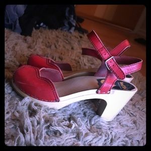 Red Swedish Hasbeens