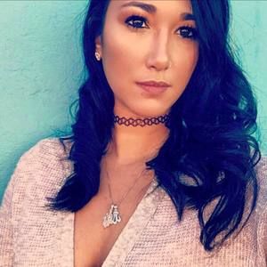 Meet your Posher, Malak