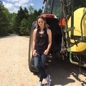 Meet your Posher, Elizabeth