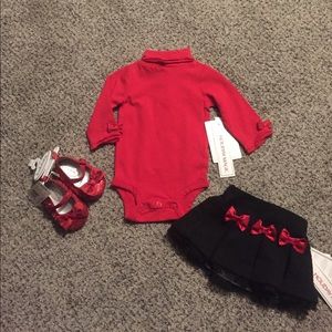 Adorable newborn Holiday outfit