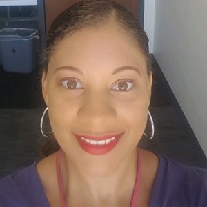 Meet your Posher, Cheri