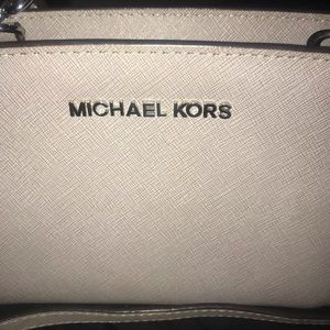 Michael Kors Crossbody