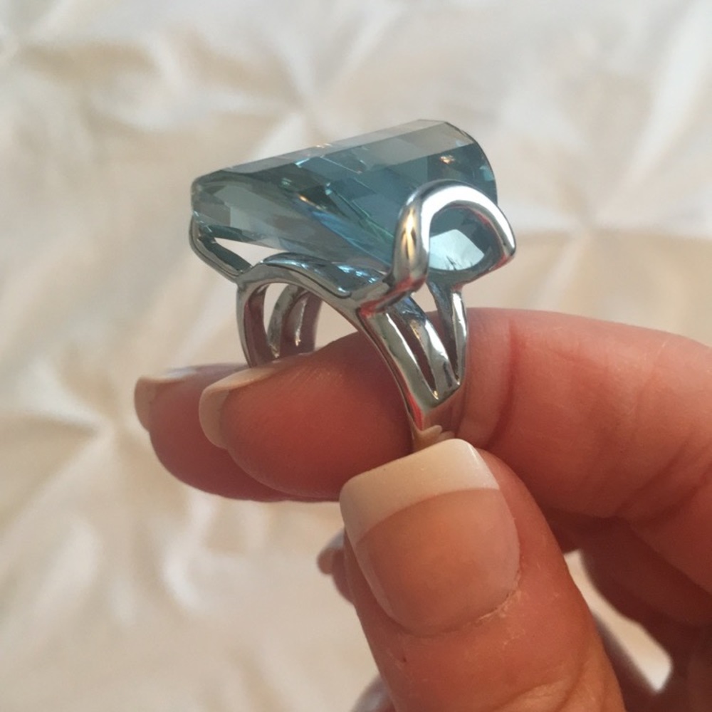 Womens ring - Picture 4 of 4