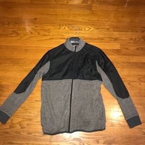 Sweatshirt/jacket like new