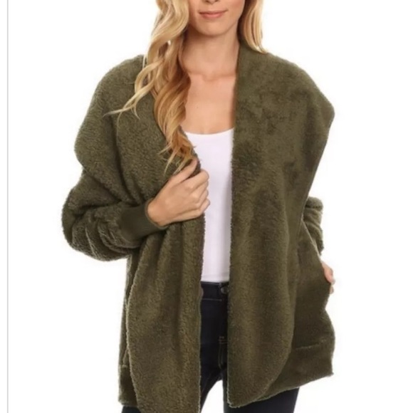 SOLD OUT T-party clothing fuzzy cardigan - Picture 6 of 7