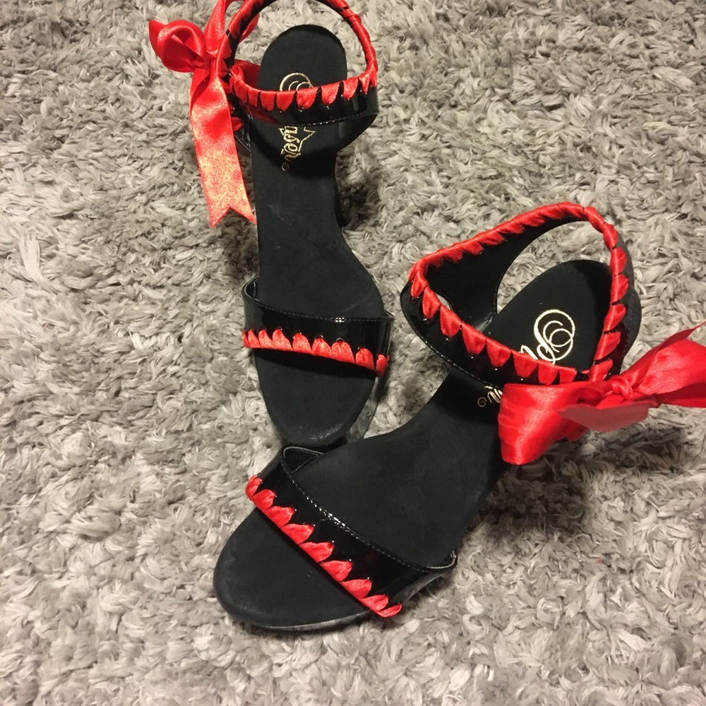 Pleaser 6' ribbon heels