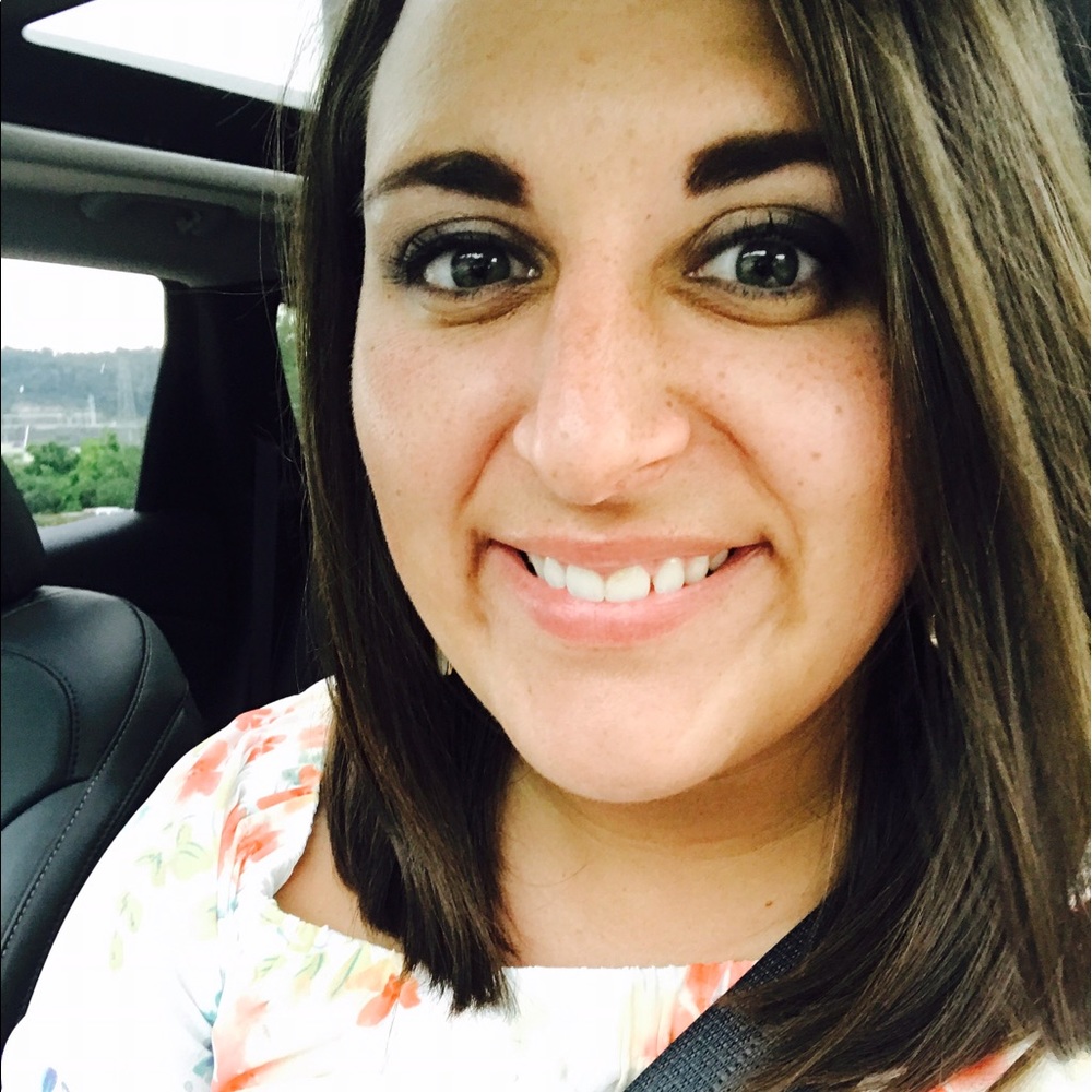 Meet your Posher, Kacey