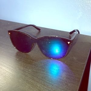 Brand new unisex sunglasses