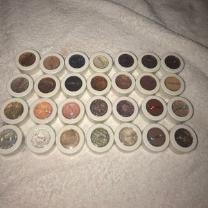 28 Colourpop Super shock Shadows gently used