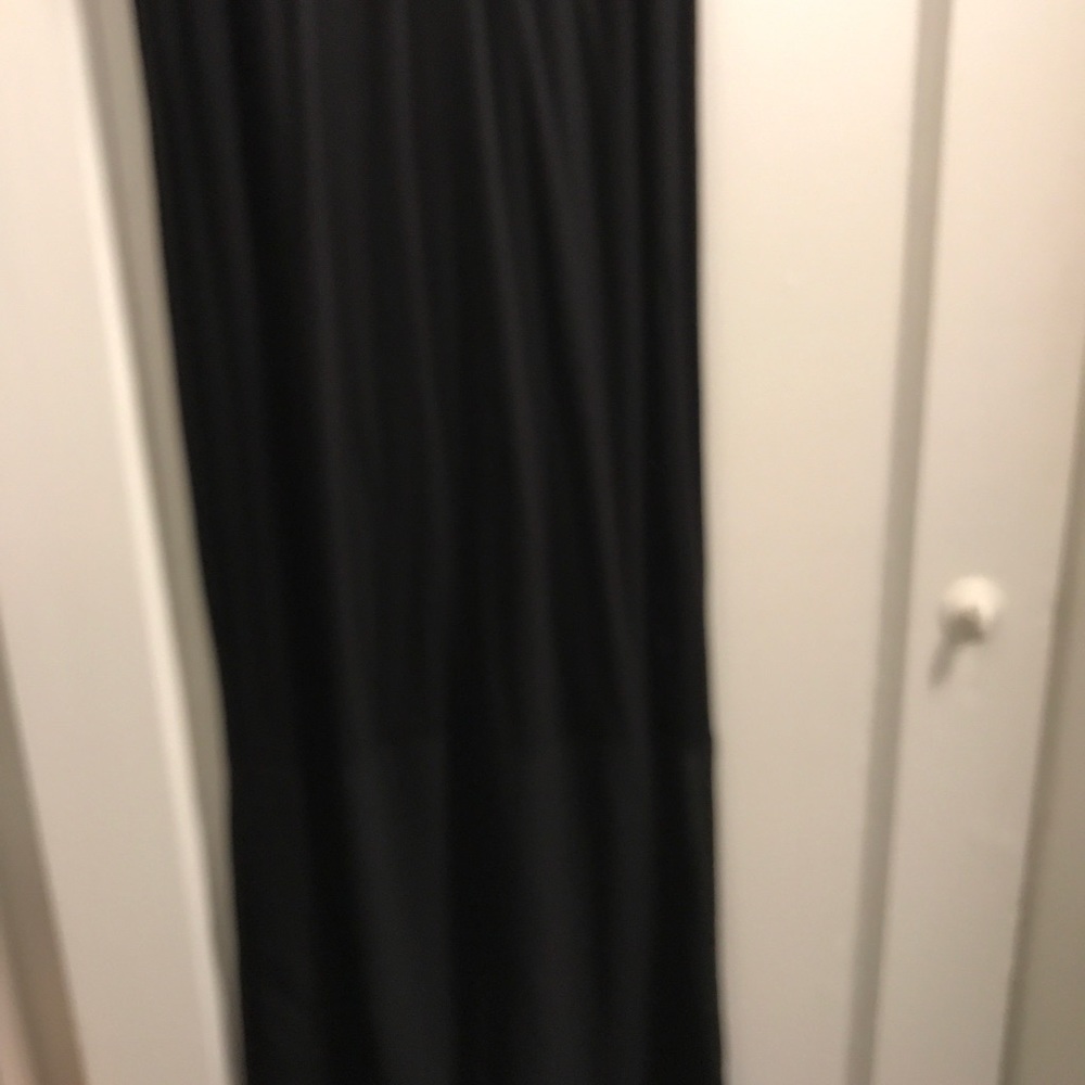DKNY BLACK SLEEVELESS DRESS - Picture 2 of 5