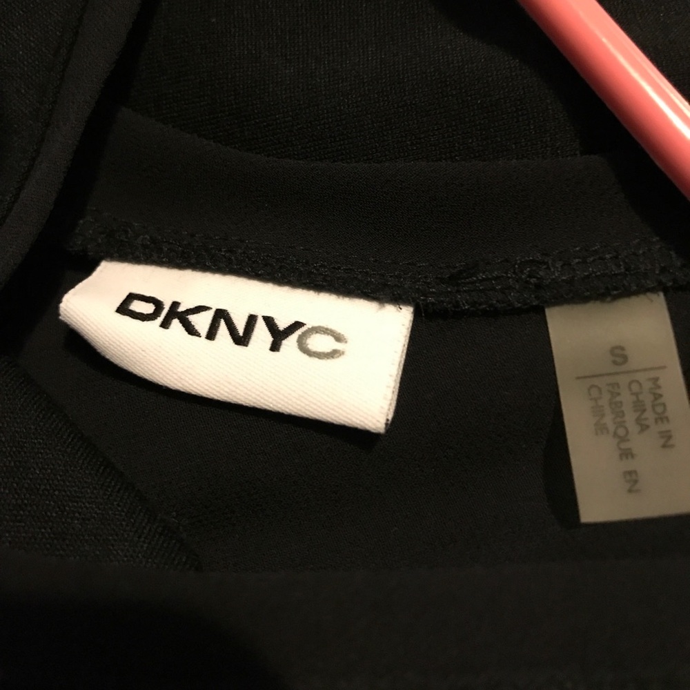 DKNY BLACK SLEEVELESS DRESS - Picture 5 of 5