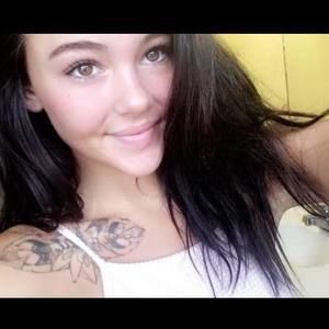 Meet your Posher, Alana