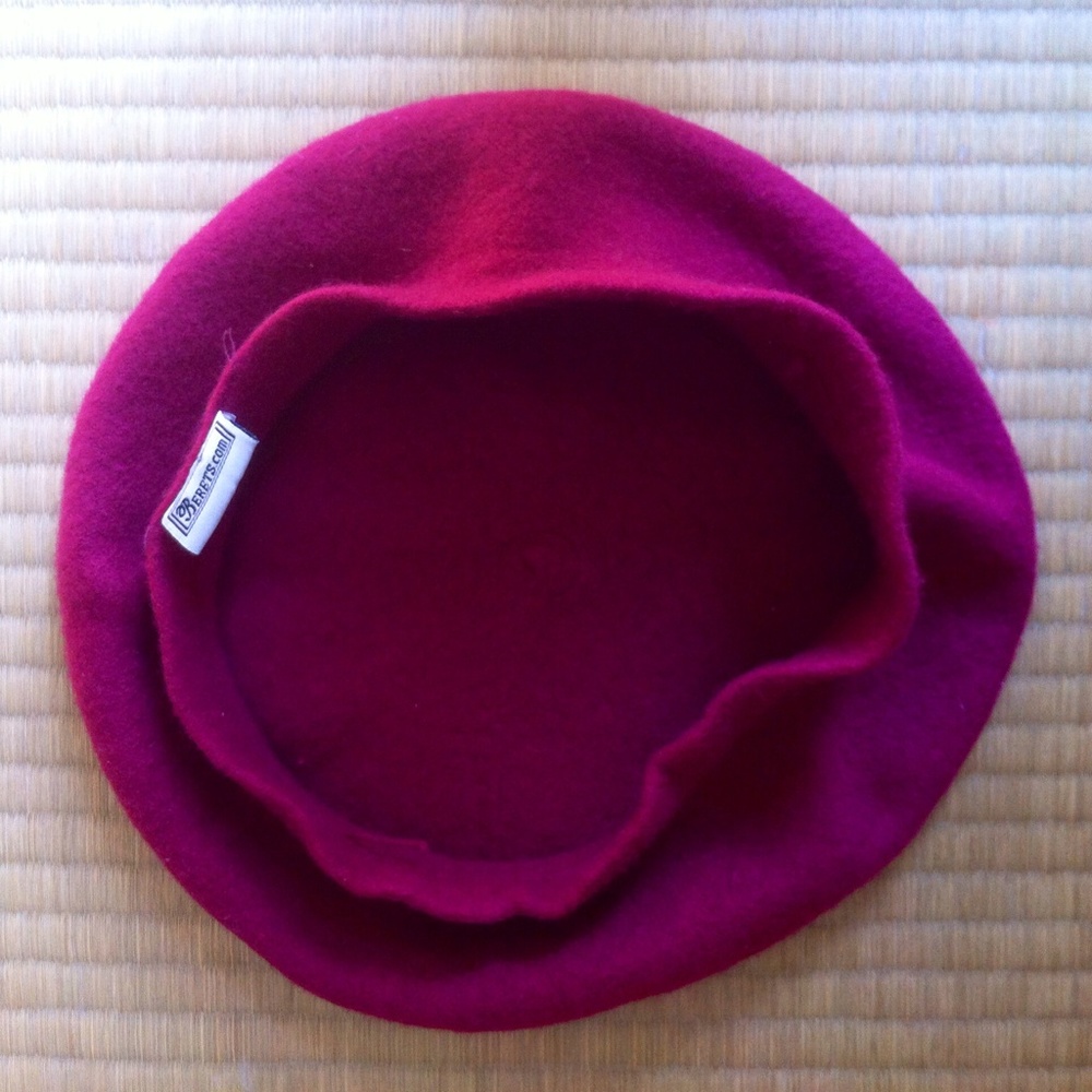 ‼️SOLD ‼️ Raspberry Beret - Picture 3 of 3