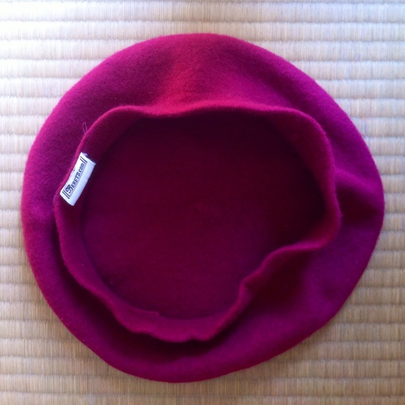 ‼️SOLD ‼️ Raspberry Beret - Picture 3 of 3