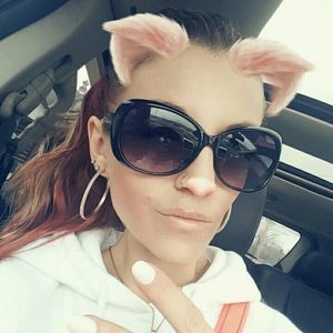 Meet your Posher, Jackie