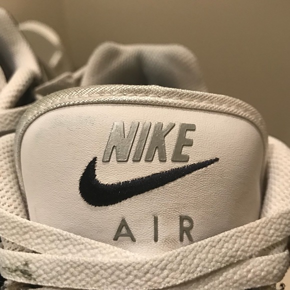 Nike Air Max - Picture 3 of 6