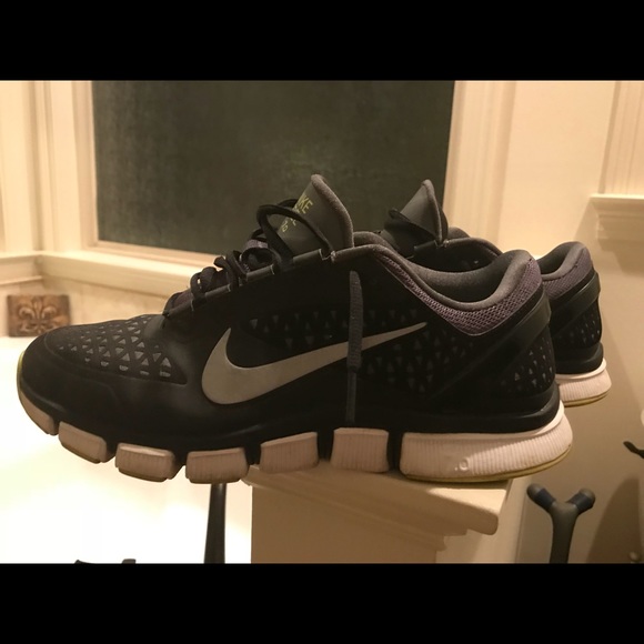 Nike Air Max - Picture 1 of 5