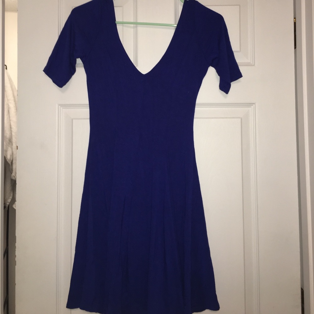 Blue quarter sleeve dress