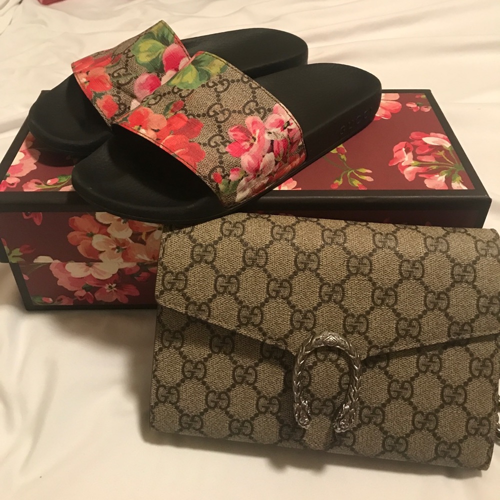 Gucci bloom slides Sz 37