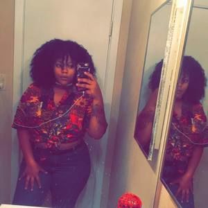 Meet your Posher, Elly