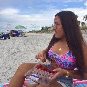 Meet your Posher, Ire