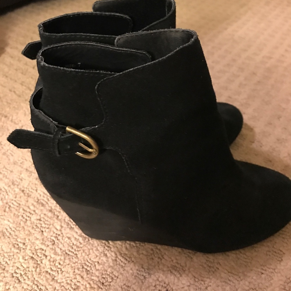 Black wedge booties