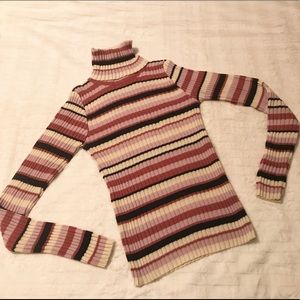 ⬇️PRICE DROP⬇️Vero Moda Turtle Neck Sweater