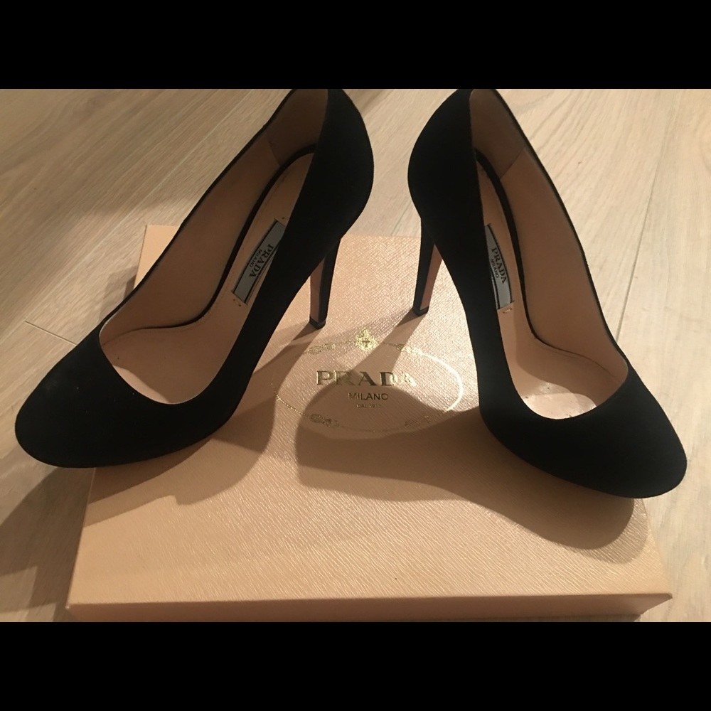 π AUTHENTIC PRADA black suede shoes size 36 - Picture 3 of 9