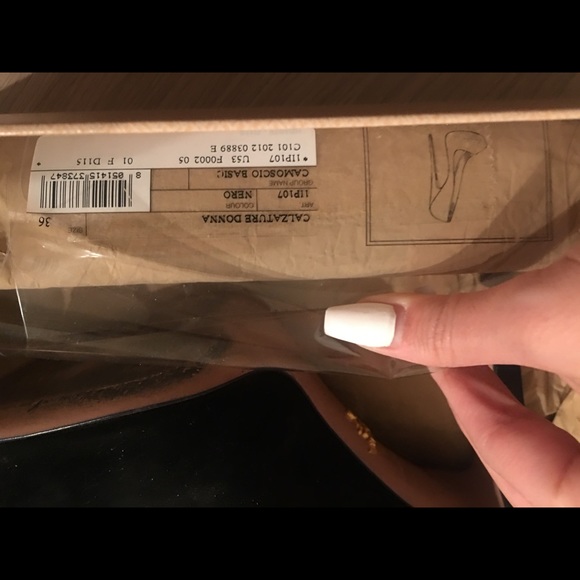 👠 AUTHENTIC PRADA black suede shoes size 36 - Picture 8 of 9