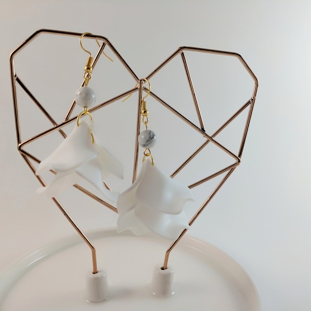 Lily Drop Earrings